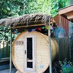Zentopia: Met Wellness En Meer.
