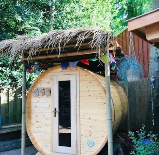 Zentopia: Met Wellness En Meer.